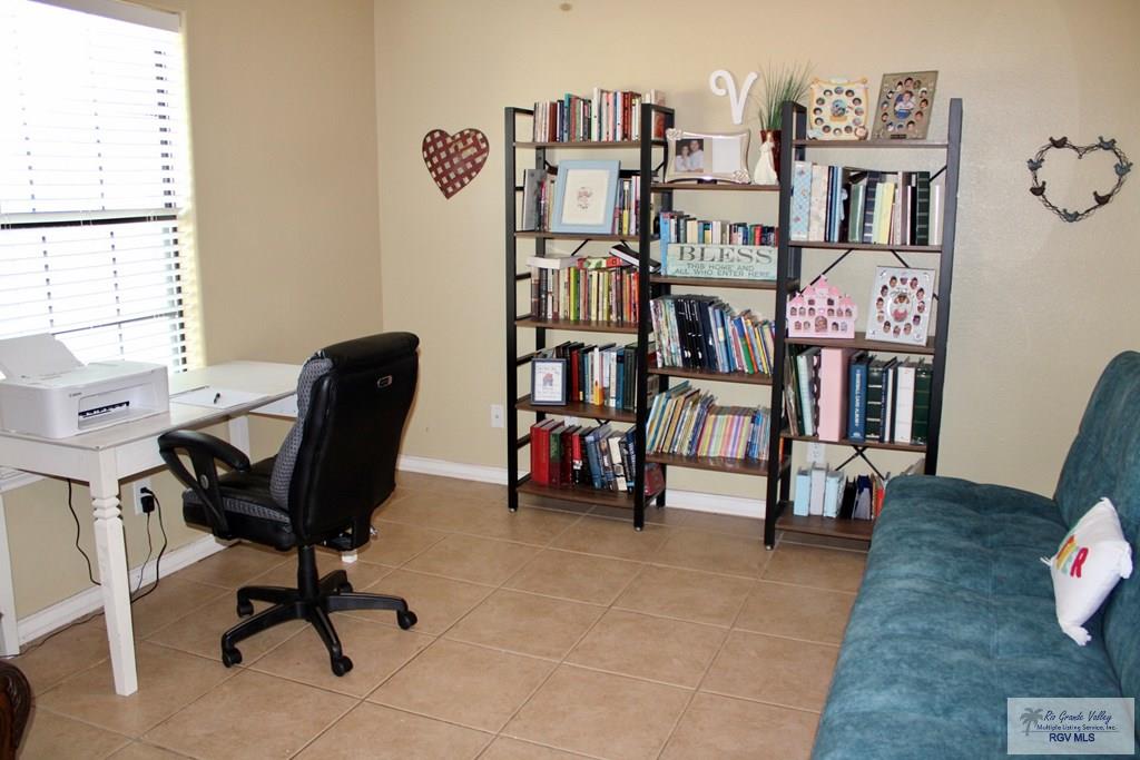 1272 Costa Del Sol Dr, BROWNSVILLE, Texas image 3
