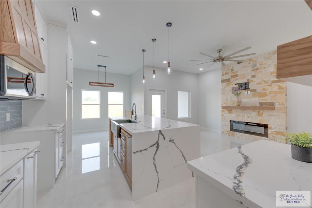 7334 Folsom Lake, BROWNSVILLE, Texas image 11