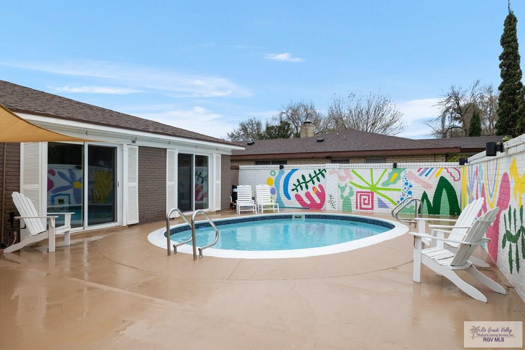 1215 Bluebonnet Dr, BROWNSVILLE, Texas image 24