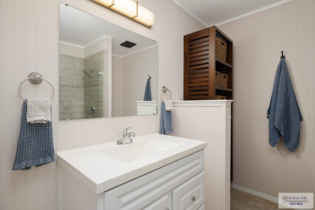 1215 Bluebonnet Dr, BROWNSVILLE, Texas image 19