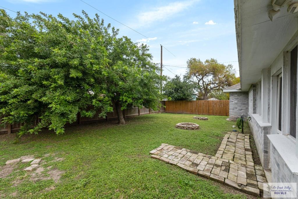 1723 Stanford Rd, BROWNSVILLE, Texas image 4