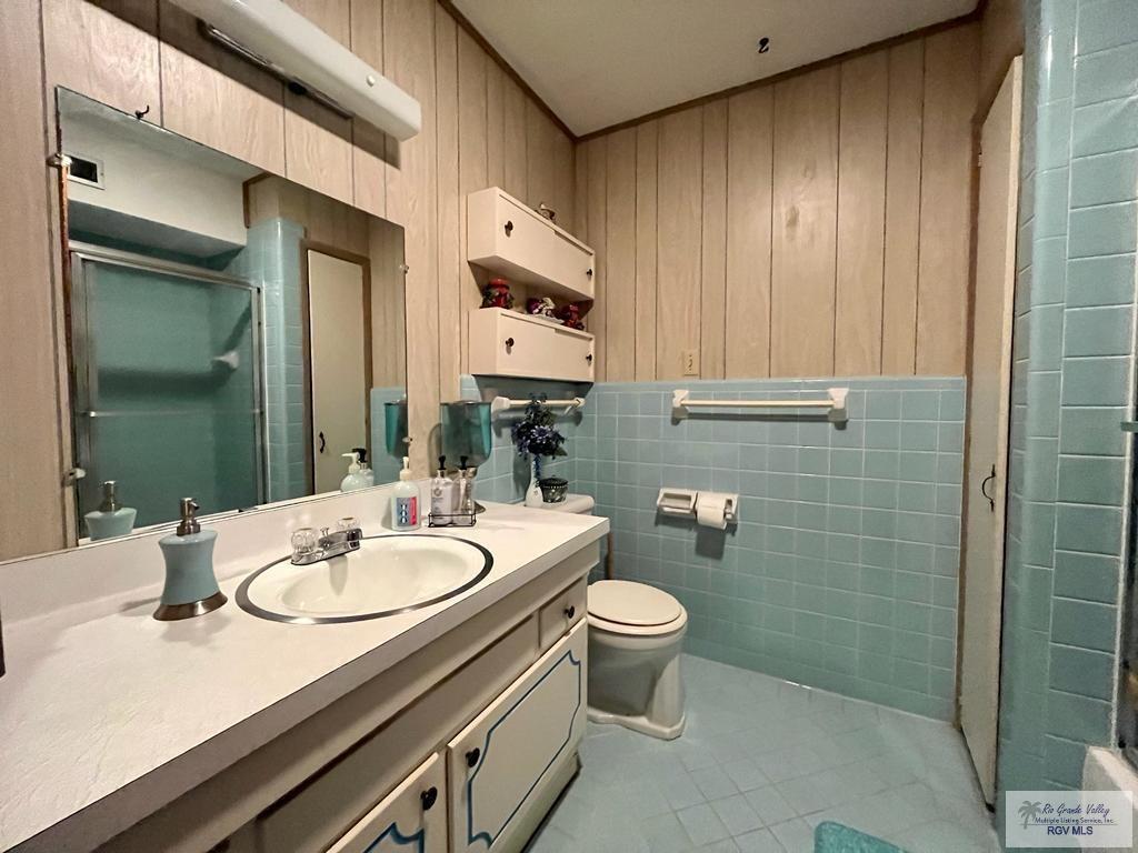 21 St Andrews Ln, BROWNSVILLE, Texas image 7