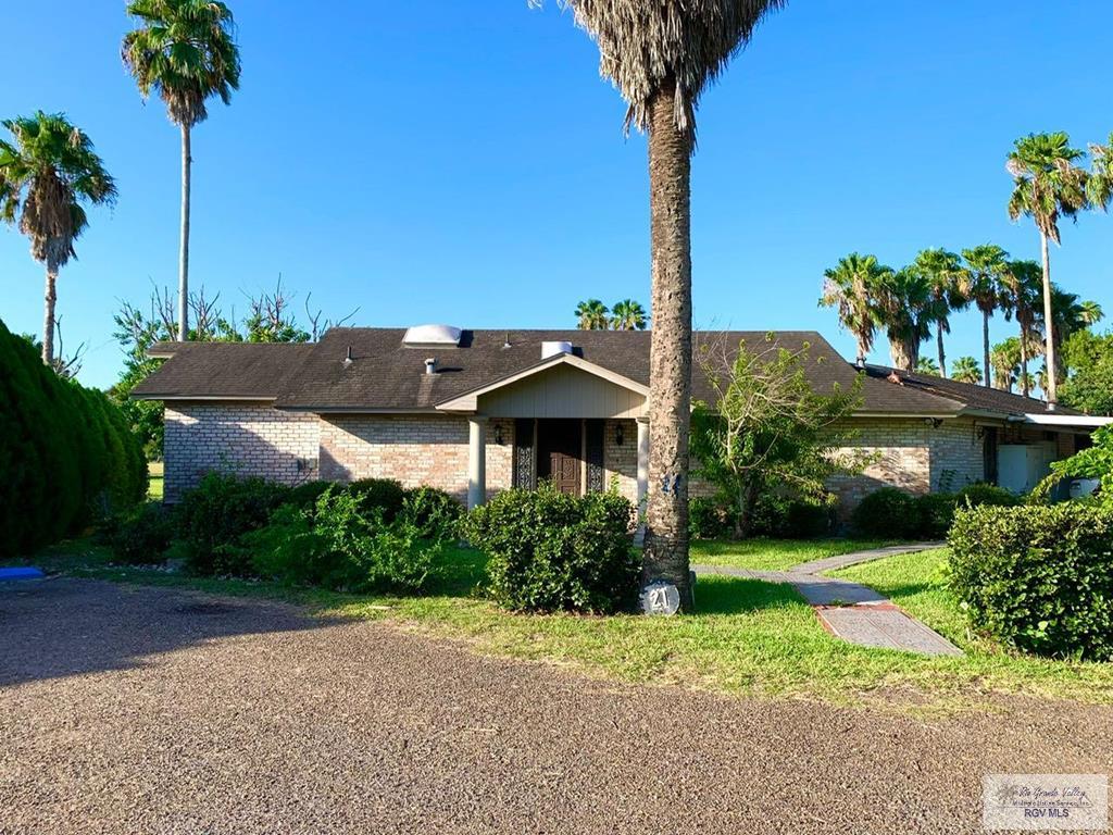 21 St Andrews Ln, BROWNSVILLE, Texas image 1
