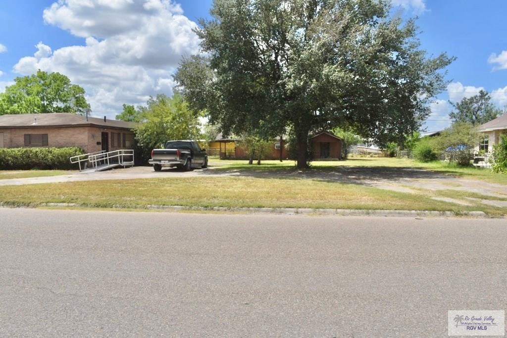 559 W Sauz Ave, RAYMONDVILLE, Texas image 24