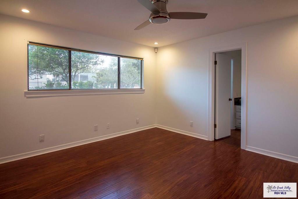 463 Champions Dr, BROWNSVILLE, Texas image 13