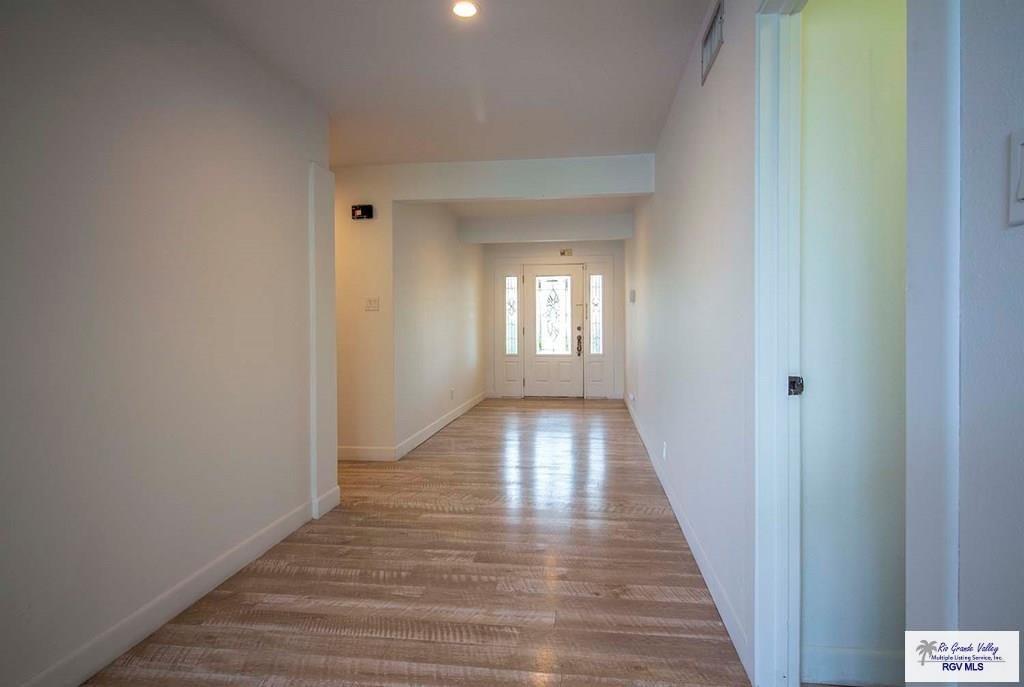 463 Champions Dr, BROWNSVILLE, Texas image 10