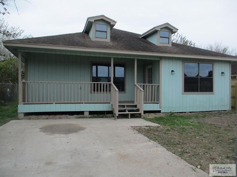 Homes For Sale - 468 Medina St<br/> Cameron County, BROWNSVILLE, TX 78521