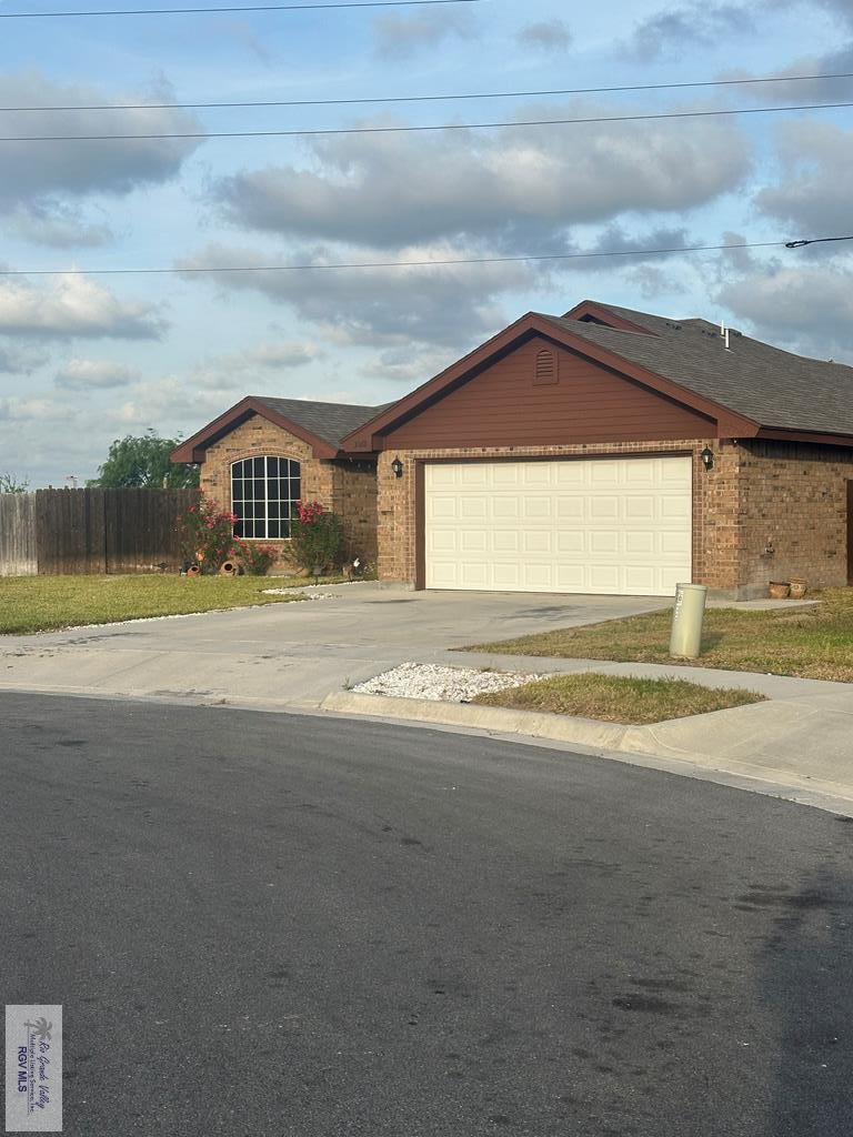 3568 Simmons Place Ct, BROWNSVILLE, Texas image 3