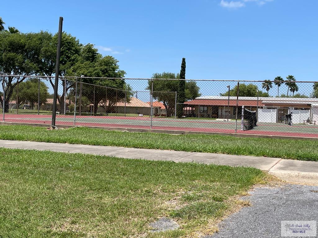 114 Willow Cir, HARLINGEN, Texas image 17