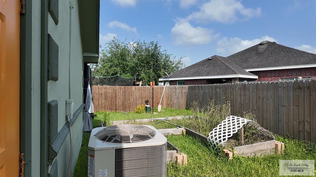 6756 Los Arboles Ave #LOT 12, BROWNSVILLE, Texas image 23