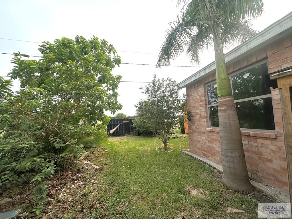 4745 Palacio Real Dr, BROWNSVILLE, Texas image 3