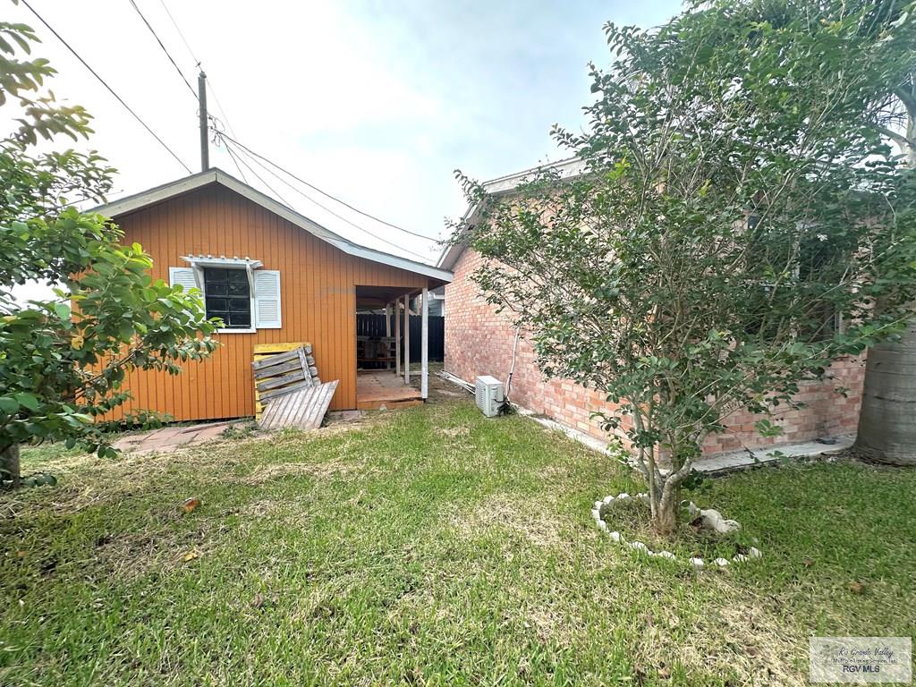 4745 Palacio Real Dr, BROWNSVILLE, Texas image 15