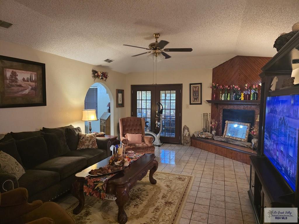 64 Sagua La Grande Ave, BROWNSVILLE, Texas image 5
