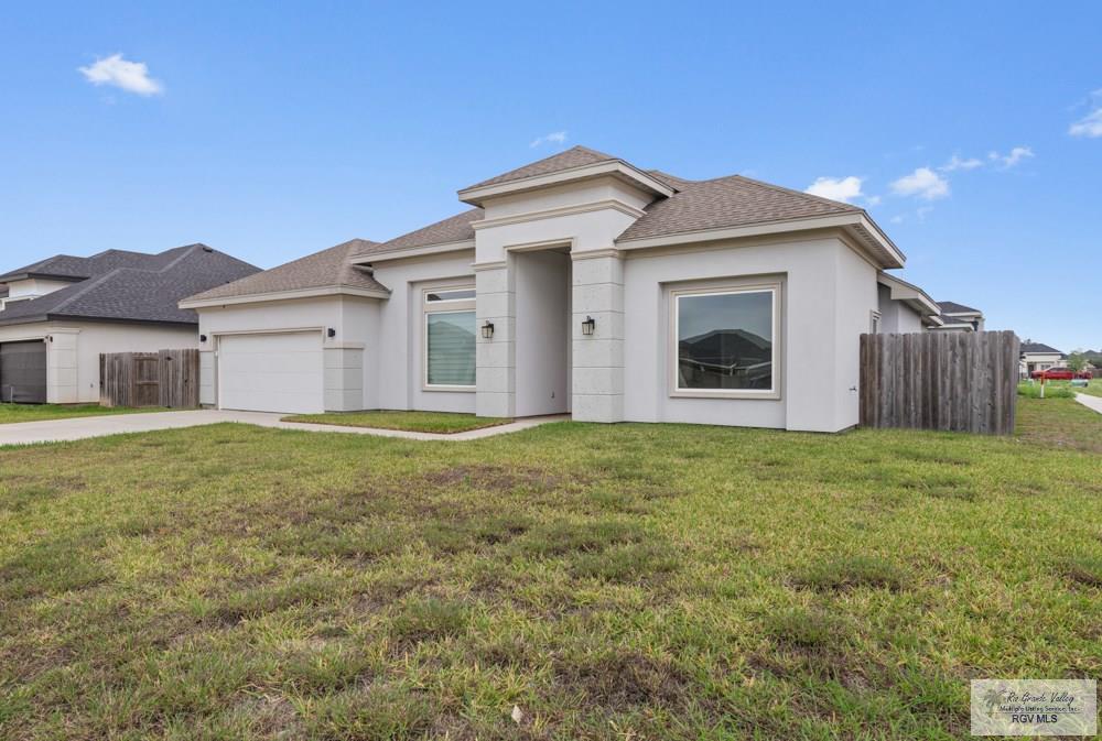 9372 Fan Palm Dr, LOS FRESNOS, Texas image 3