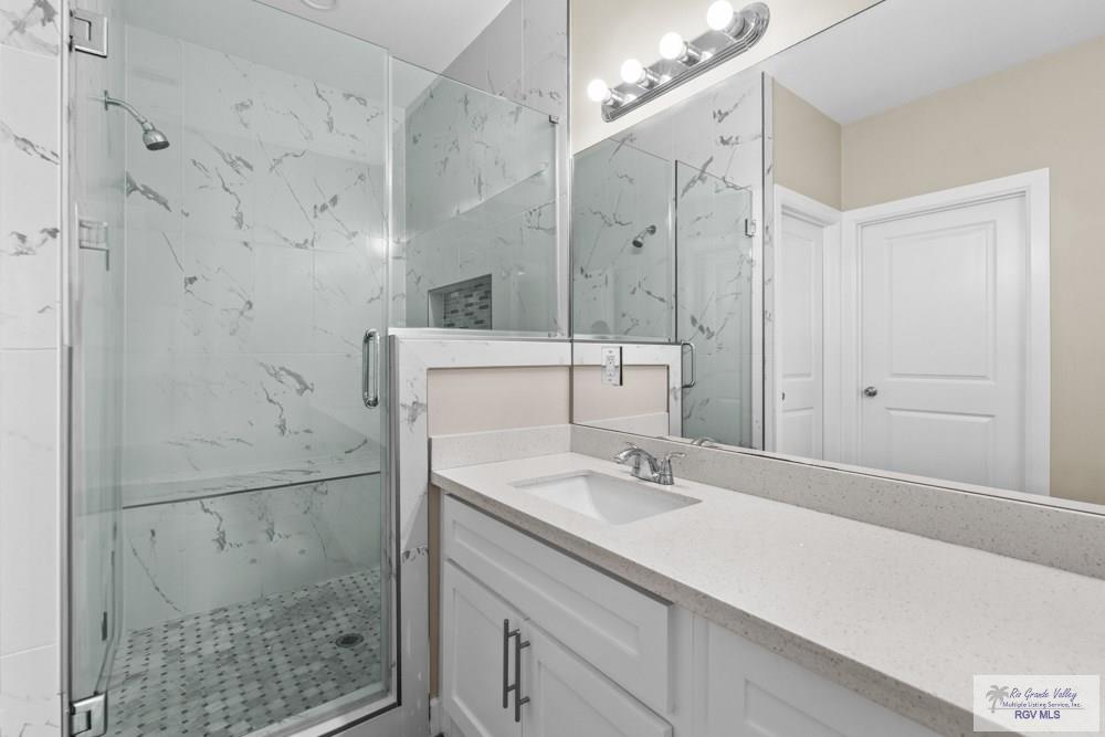9372 Fan Palm Dr, LOS FRESNOS, Texas image 12