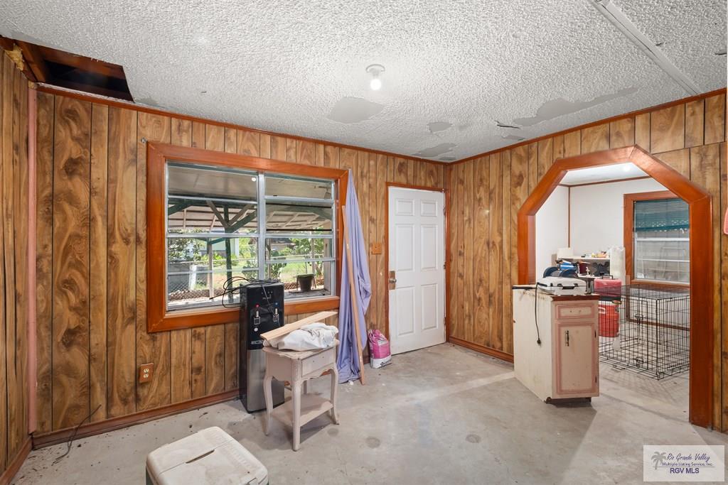 34 Santa Isabel St, BROWNSVILLE, Texas image 13