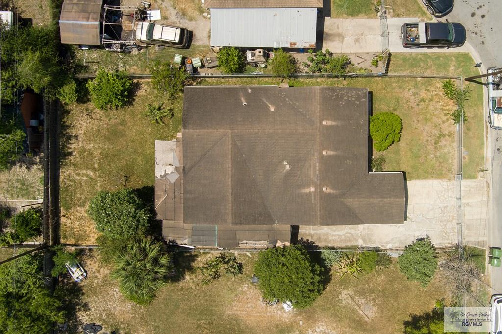 34 Santa Isabel St, BROWNSVILLE, Texas image 21