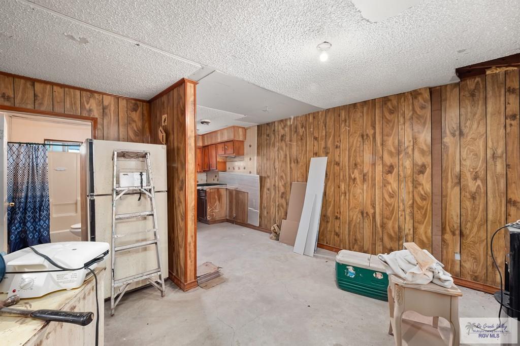 34 Santa Isabel St, BROWNSVILLE, Texas image 14