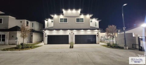 Townhouse For Sale - 3107 Boca Chica Blvd #3<br/> BROWNSVILLE, TX 78520