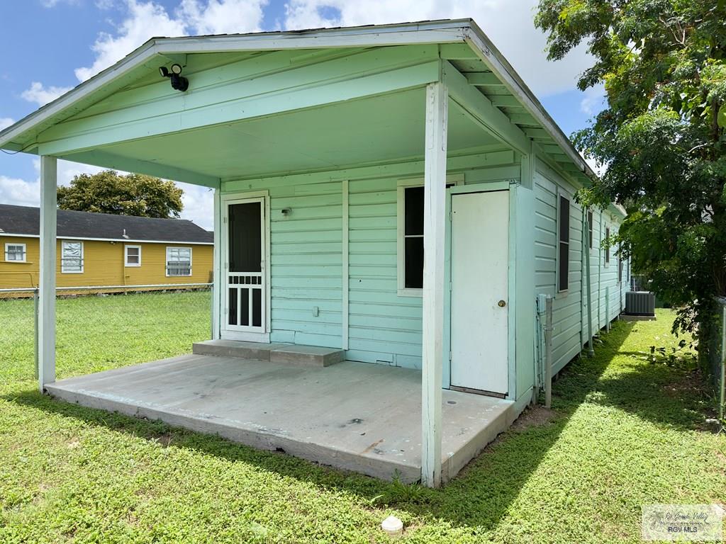 815 E Tyler St, BROWNSVILLE, Texas image 15
