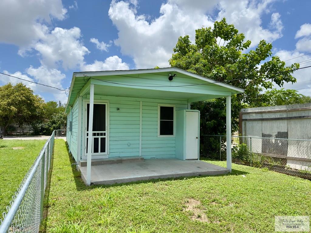 815 E Tyler St, BROWNSVILLE, Texas image 14