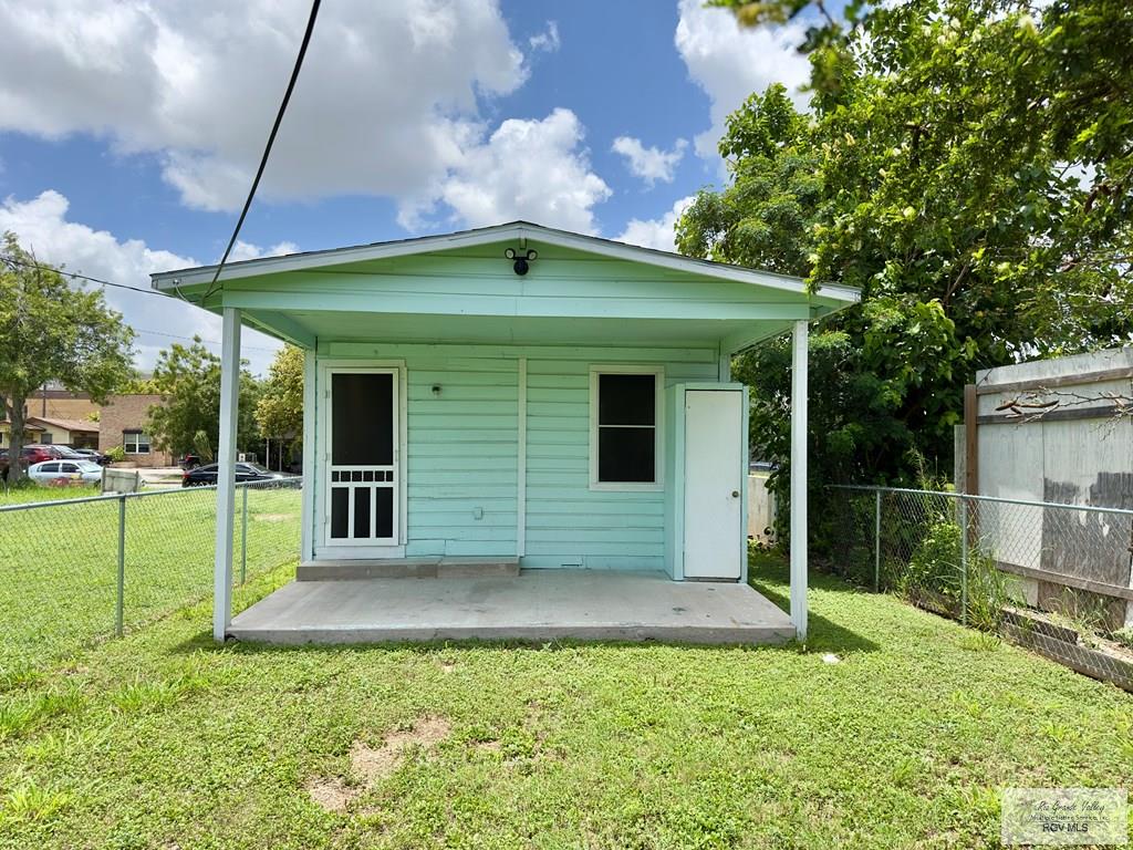 815 E Tyler St, BROWNSVILLE, Texas image 16