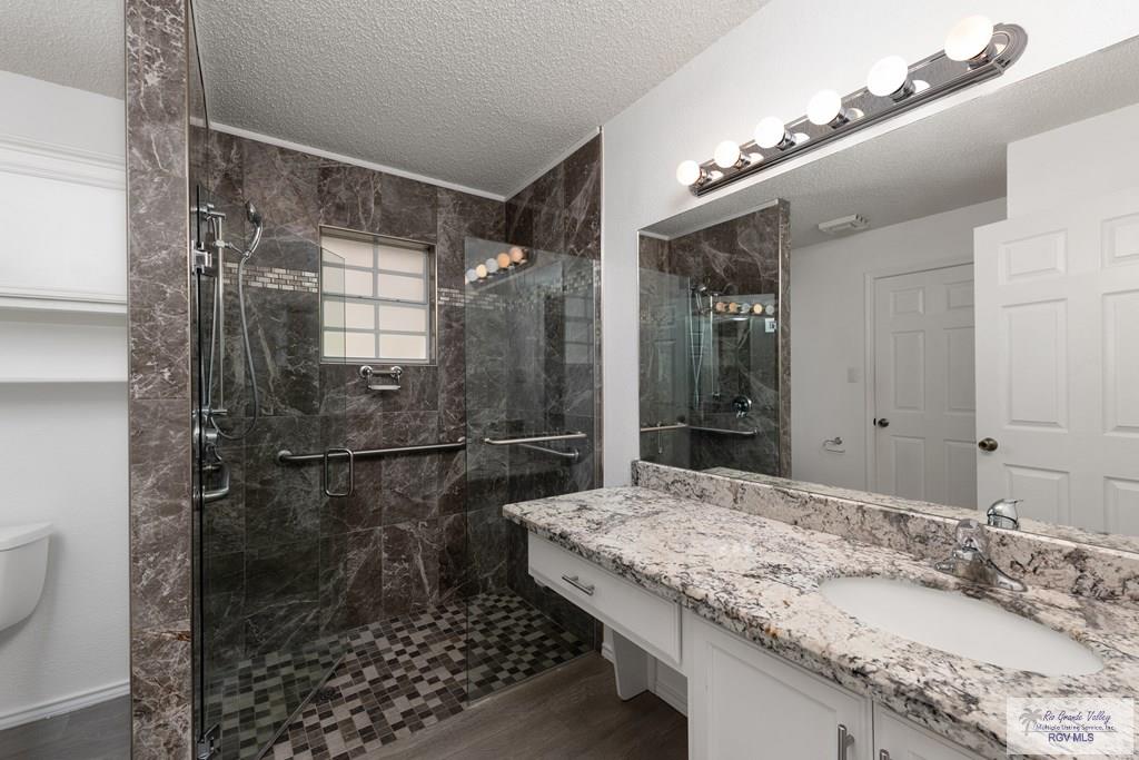 1548 Chipinque Dr, BROWNSVILLE, Texas image 16