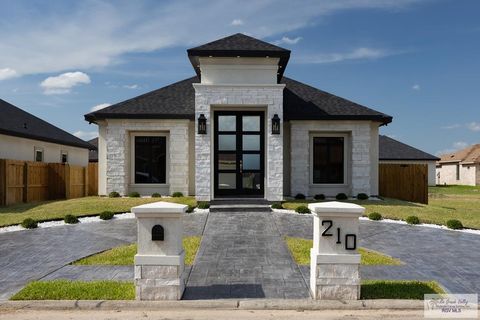 Homes For Sale - 210 Paradise St<br/> Starr County, RIO GRANDE CITY, TX 78582