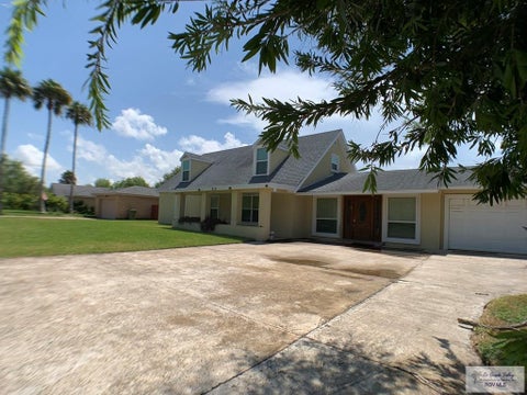 Homes For Sale - 613 Orange Ln<br/> LAGUNA VISTA, TX 78578