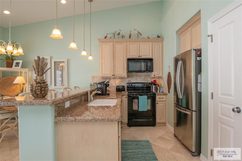 103 Georgia Ruth Dr, SOUTH PADRE ISLAND, Texas image 11