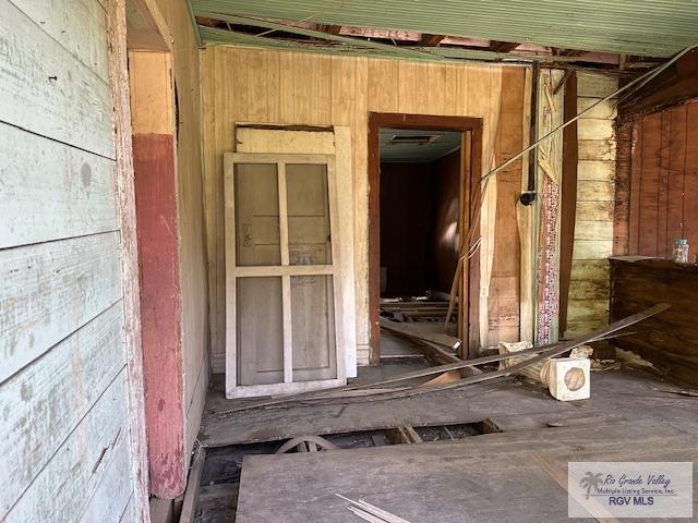 1045 E 10th St, BROWNSVILLE, Texas image 6