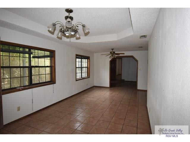 195 W 3rd St, SEBASTIAN, Texas image 3