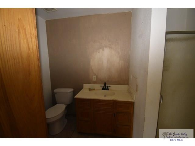 195 W 3rd St, SEBASTIAN, Texas image 8