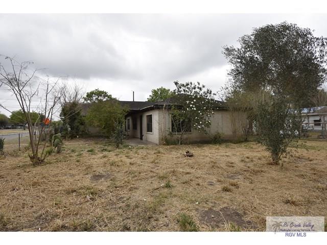 195 W 3rd St, SEBASTIAN, Texas image 2