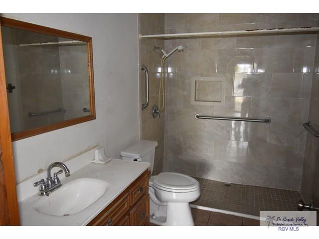 195 W 3rd St, SEBASTIAN, Texas image 9