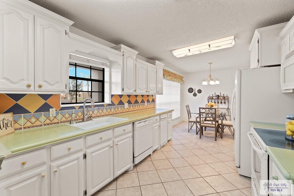 9 Sunshine Pl, BROWNSVILLE, Texas image 10