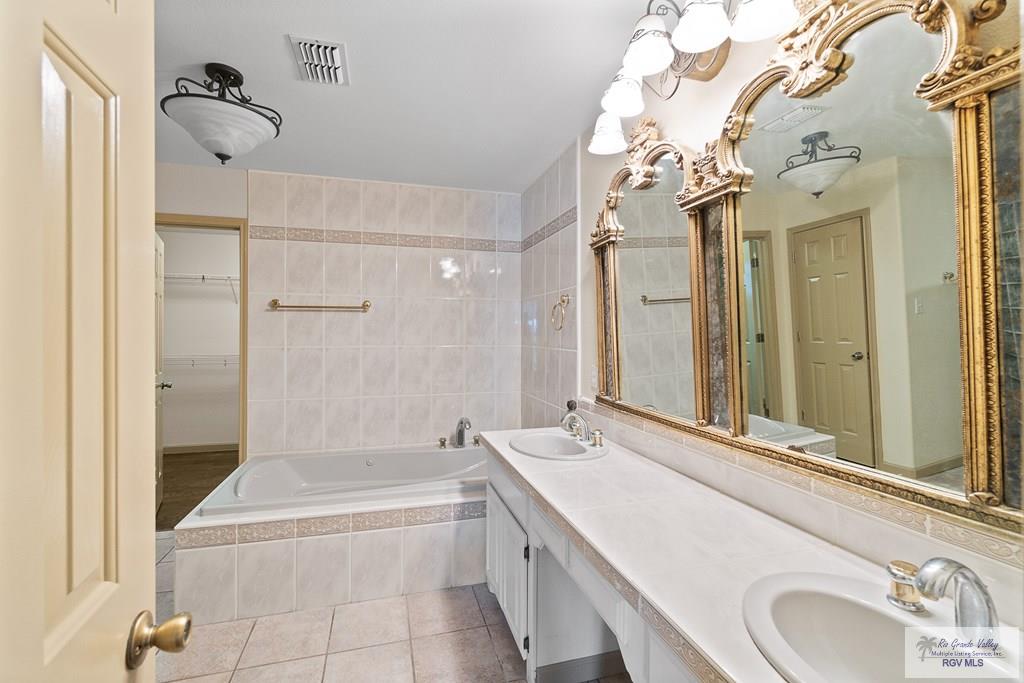 9 Sunshine Pl, BROWNSVILLE, Texas image 15