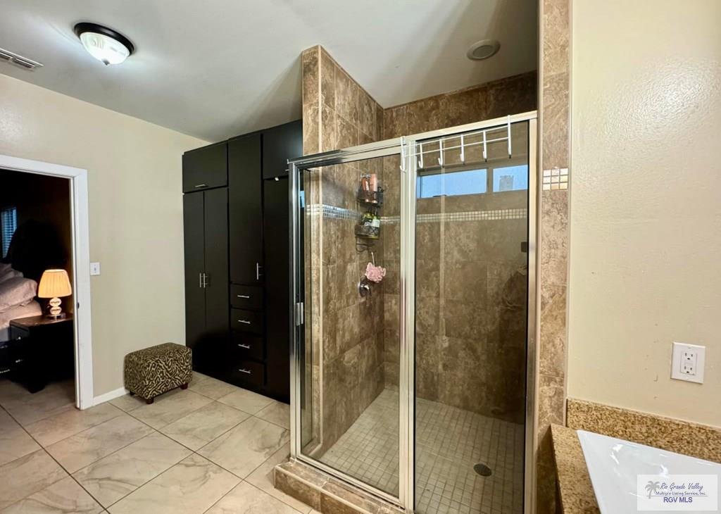 5507 Barbwire Ln, BROWNSVILLE, Texas image 5