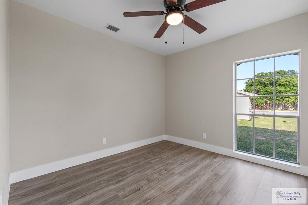 45 Varadero St, BROWNSVILLE, Texas image 10