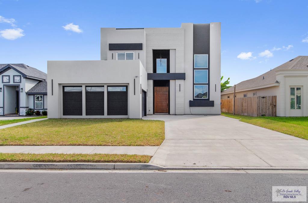 517 Hunter Dr, ALAMO, Texas image 2