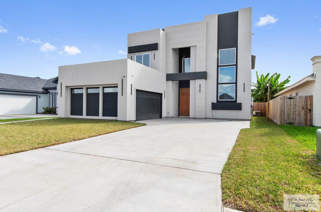 517 Hunter Dr, ALAMO, Texas image 3