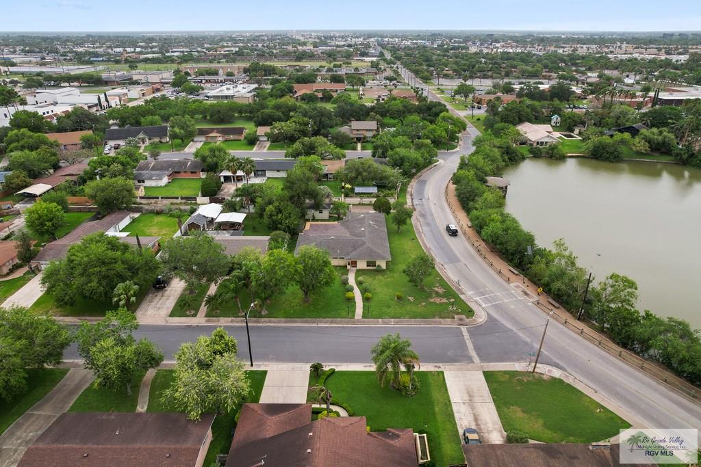 1185 Sycamore Dr, BROWNSVILLE, Texas image 3