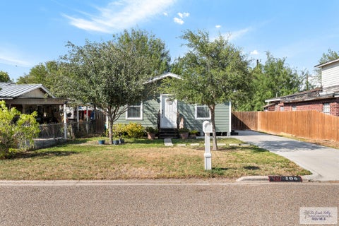 Homes For Sale - 206 W Salazar St<br/> SAN JUAN, TX 78589