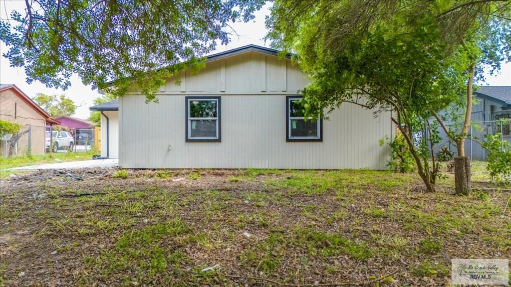 14 Avenida De La Plata, BROWNSVILLE, Texas image 21