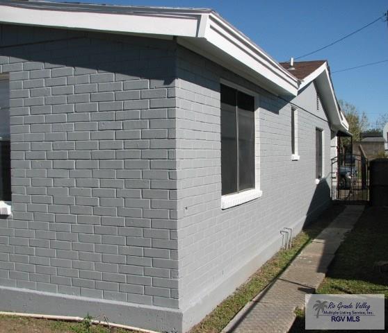 802 S California St, HARLINGEN, Texas image 2