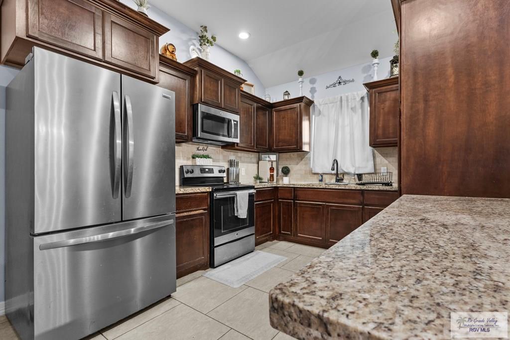 14669 Brownstone Cir, HARLINGEN, Texas image 3