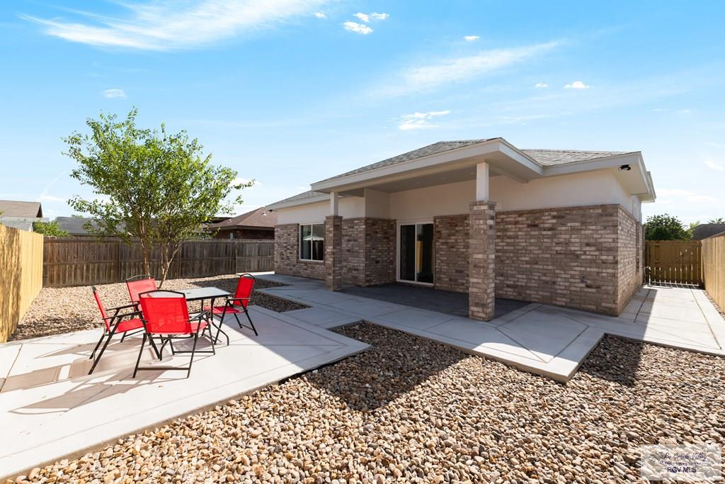 6121 Guadalupe River St, BROWNSVILLE, Texas image 19