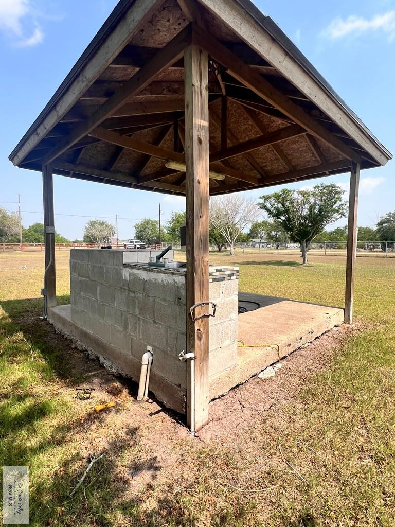 33863 California Rd, LOS FRESNOS, Texas image 6
