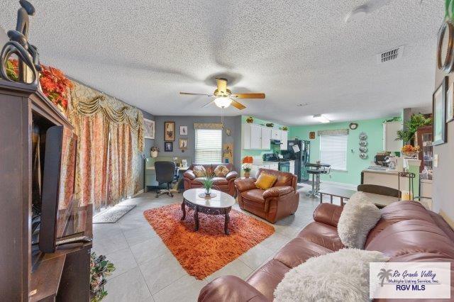 1013 Champlain Dr, BROWNSVILLE, Texas image 12