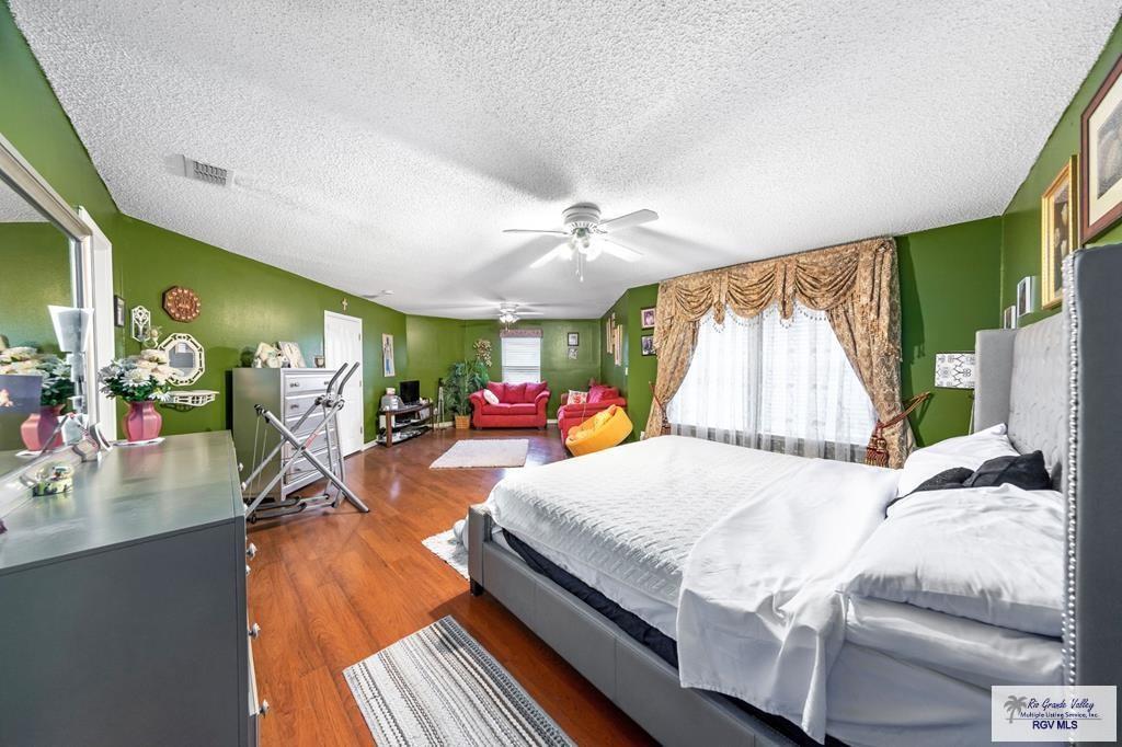 1013 Champlain Dr, BROWNSVILLE, Texas image 23